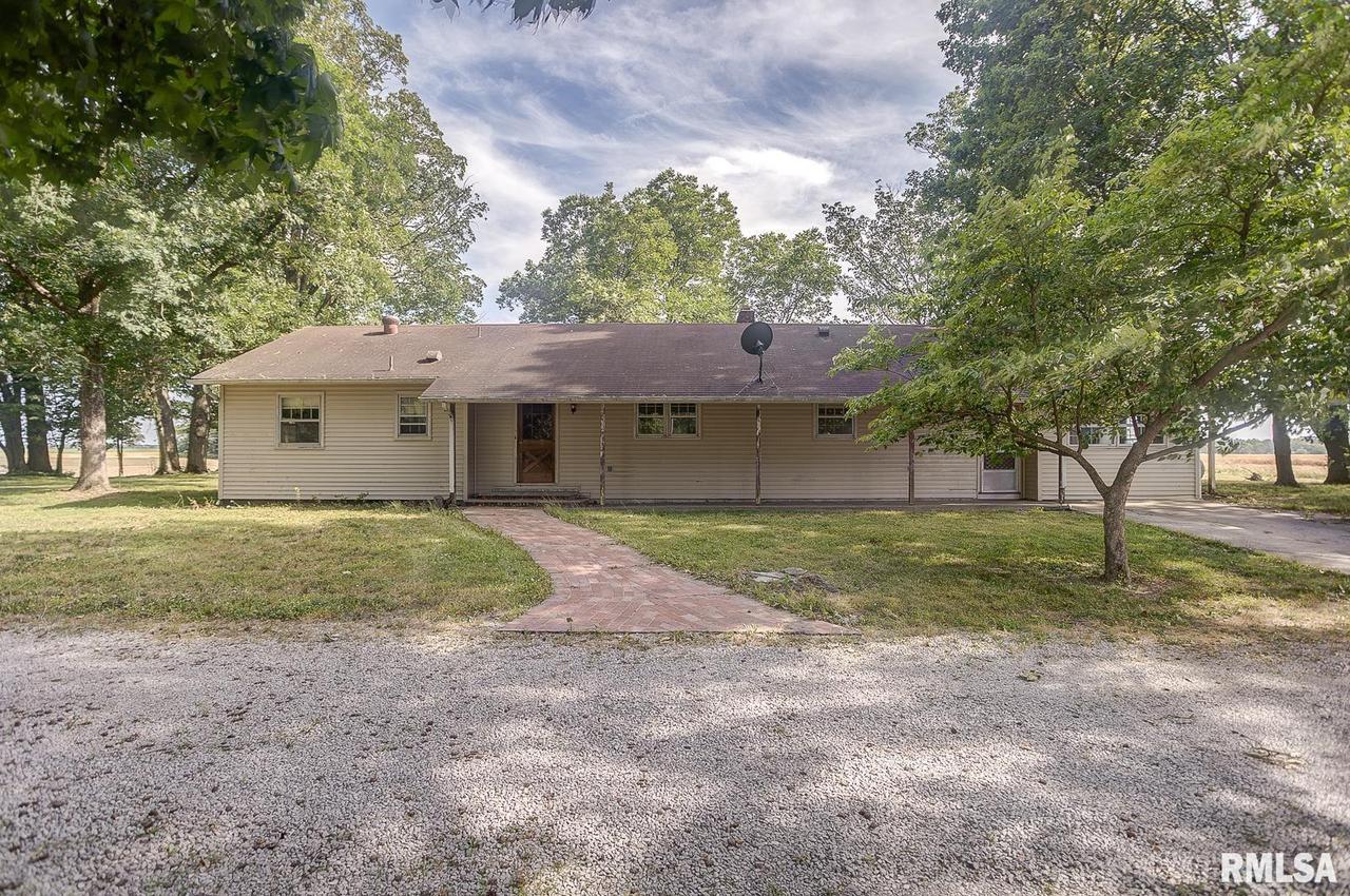 6461 State Route 127 Rd., Pinckneyville, IL 62274