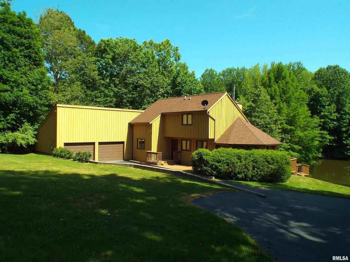 76 Lilac Ln., Carbondale, IL 62903