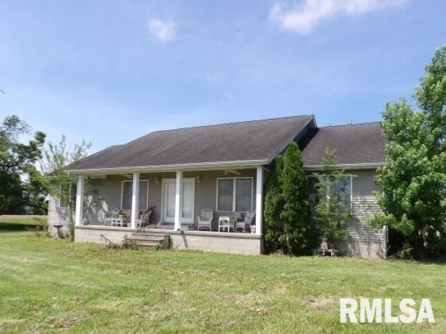 165 Unthank Rd., Eldorado, IL 62930