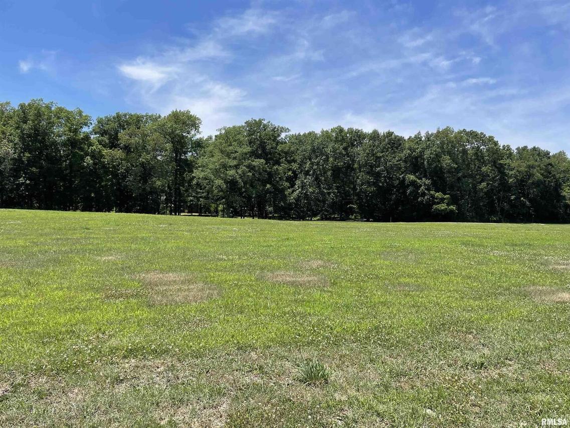 0000 Heritage Ln., Benton, IL 62812