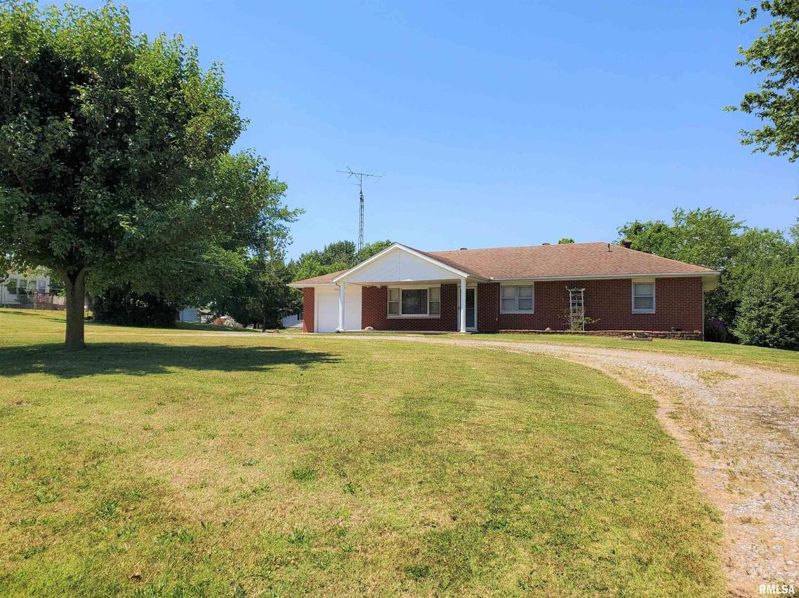 18868 Crab Orchard Rd., Marion, IL 62959