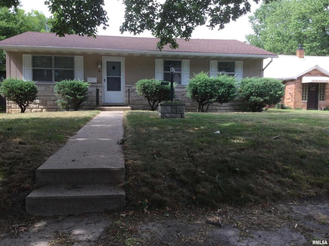 1308 Olive St., Murphysboro, IL 62966