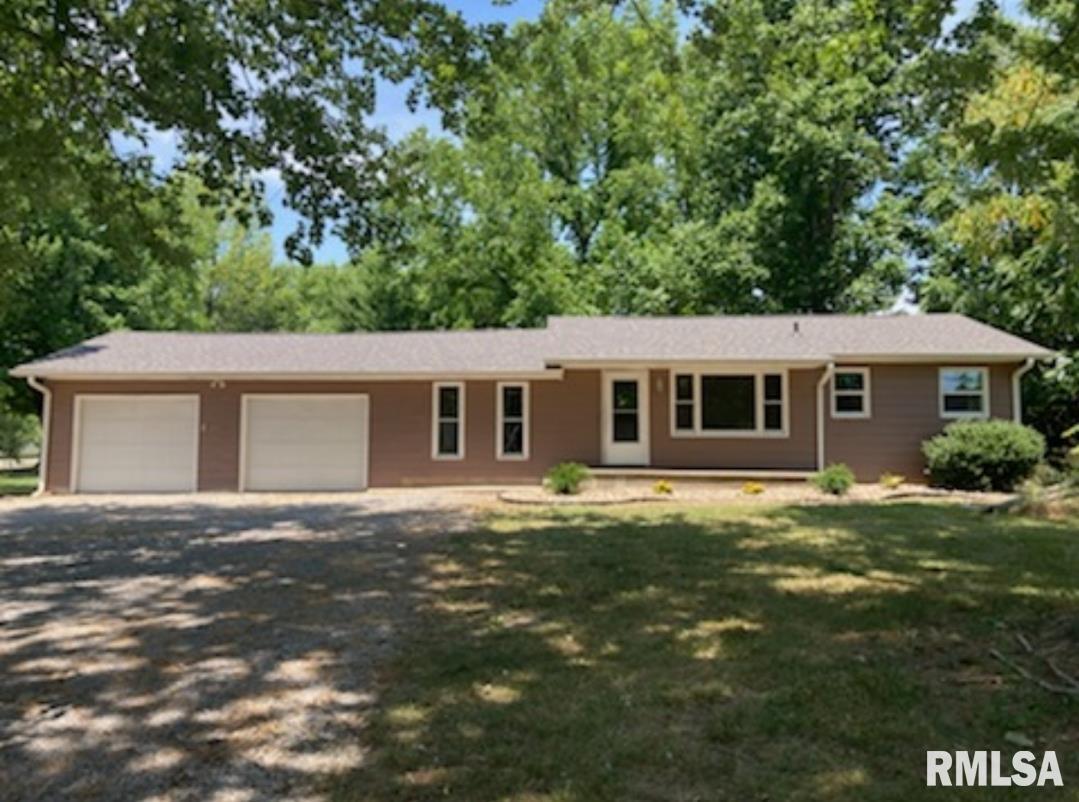 5888 E Grand Rd., Carterville, IL 62918