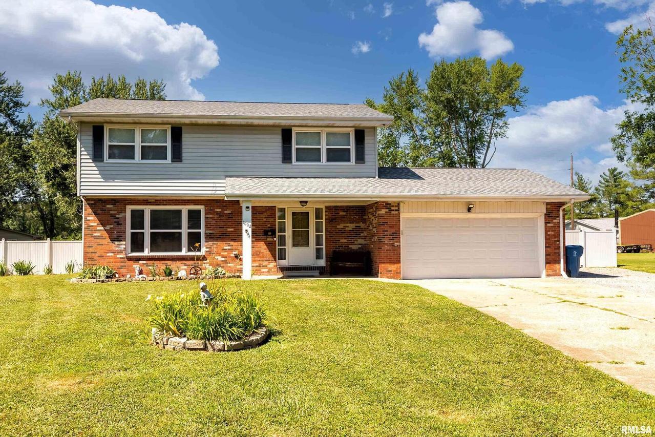 1002 Hillcrest Dr., Marion, IL 62959