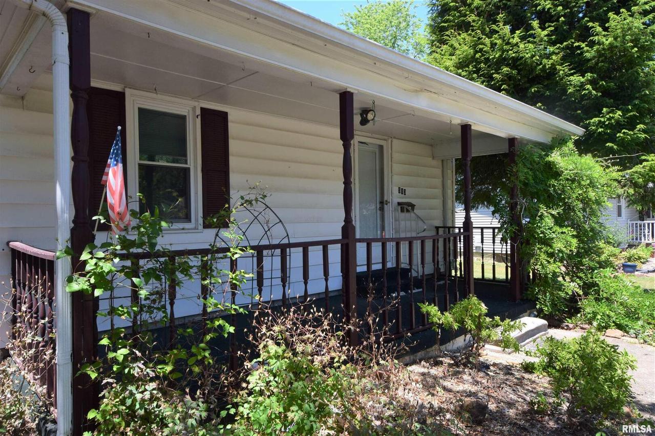 513 N 21st St., Herrin, IL 62948