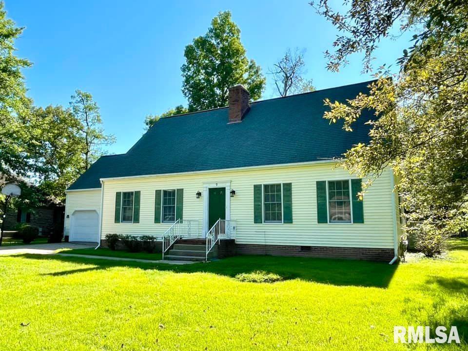 7 Hickory Ln., Metropolis, IL 62960