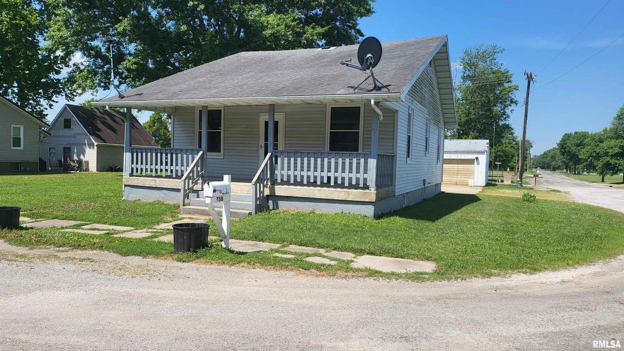 1315 S Pearl Ave., Centralia, IL 62801