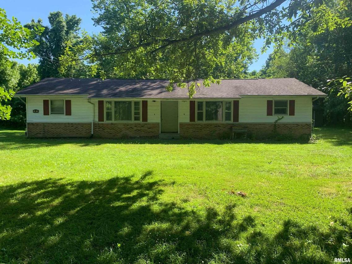 223 Highlander Dr. #1, 2, Carbondale, IL 62901