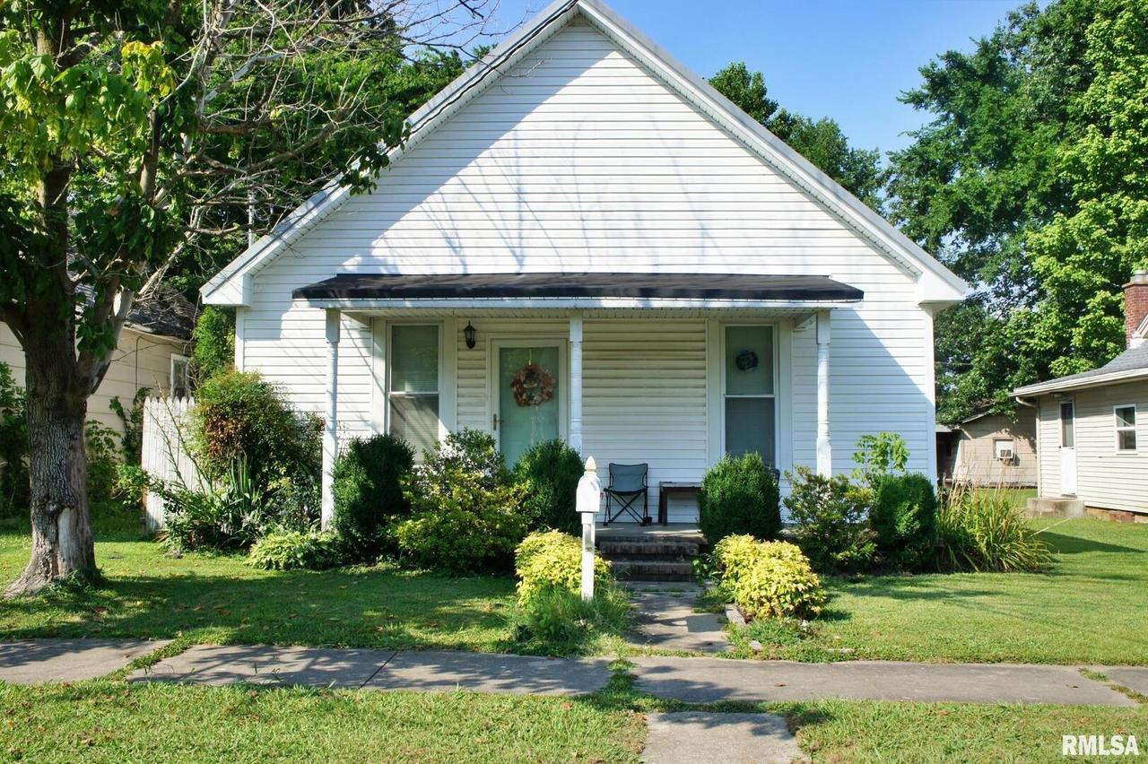 311 E 11th St., Metropolis, IL 62960