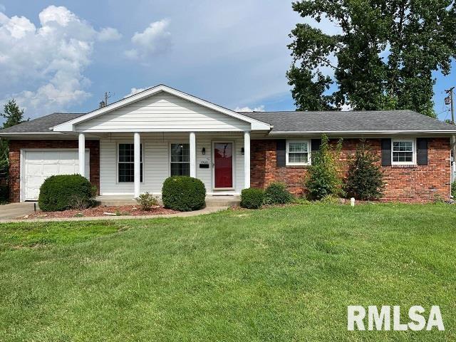 1203 Evergreen Pl., Marion, IL 62959