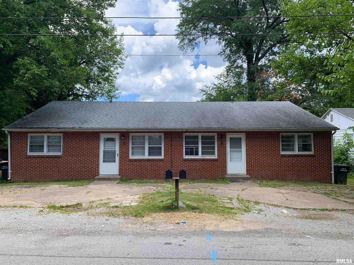809 N Springer St. #1,2, Carbondale, IL 62901