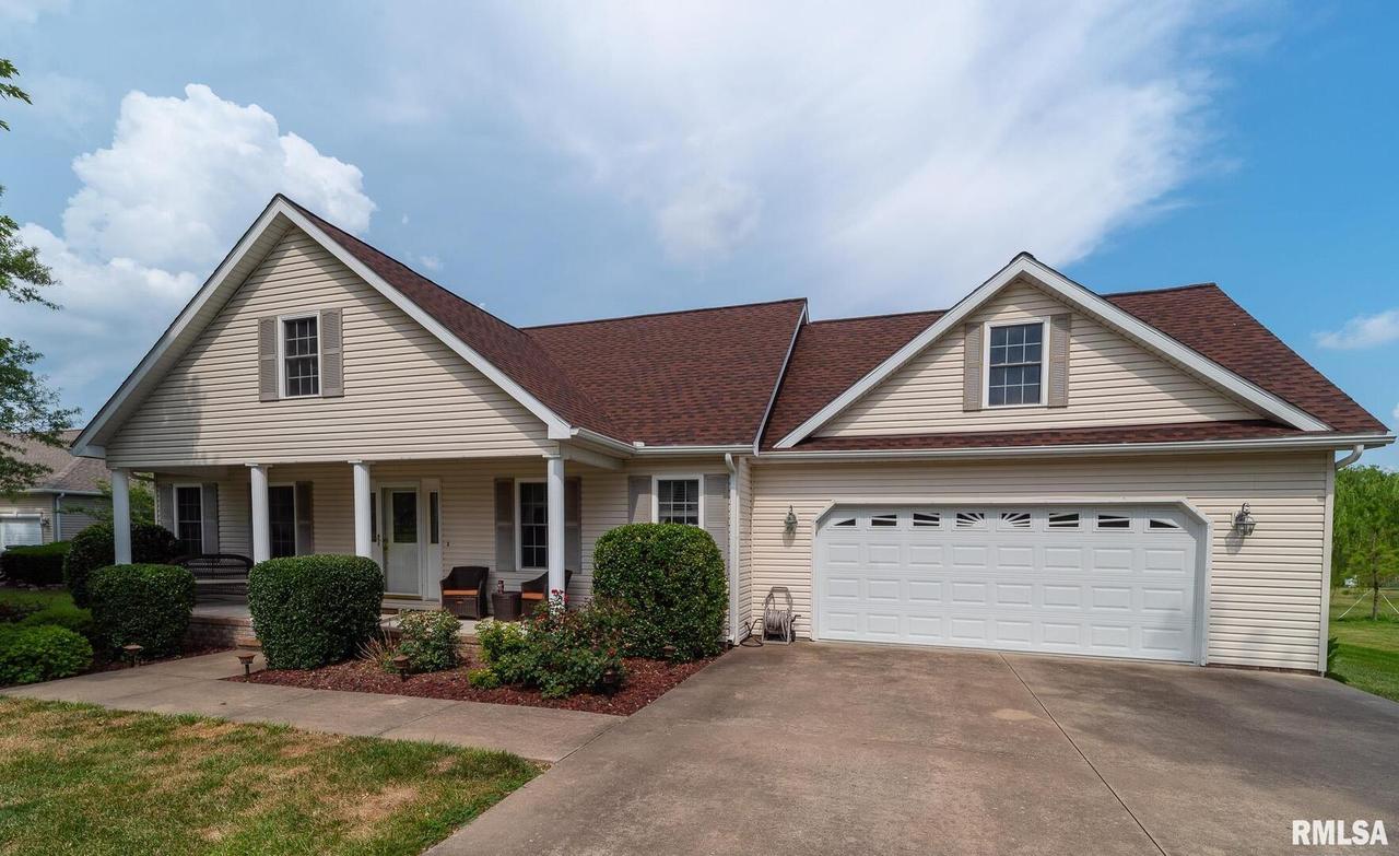 1206 Murraywood Ln., Carterville, IL 62918