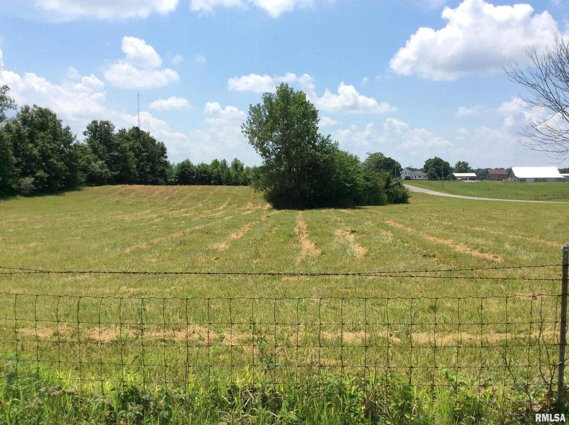 0000 W South St., Dix, IL 62830