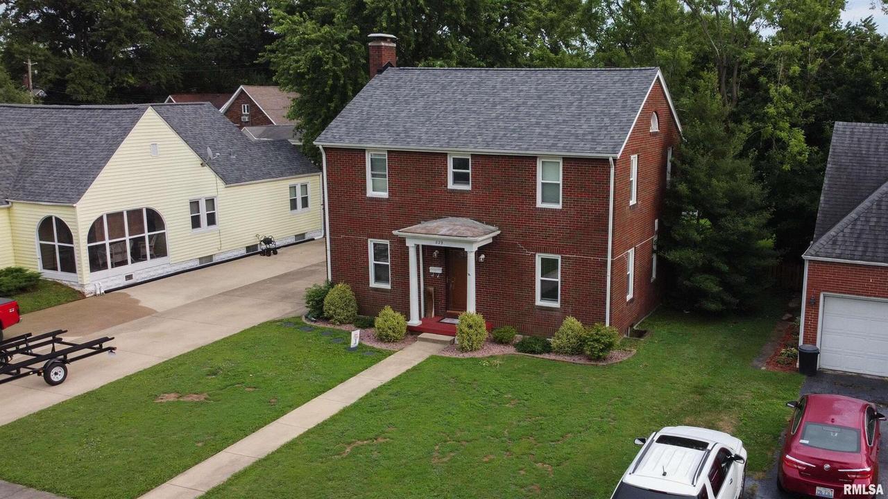 829 Oakland Ave., Mt Vernon, IL 62864