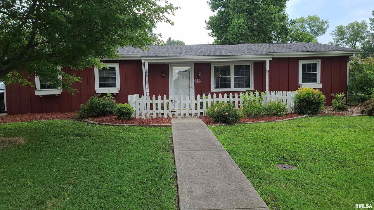 5 Valley Forge Dr., Harrisburg, IL 62946