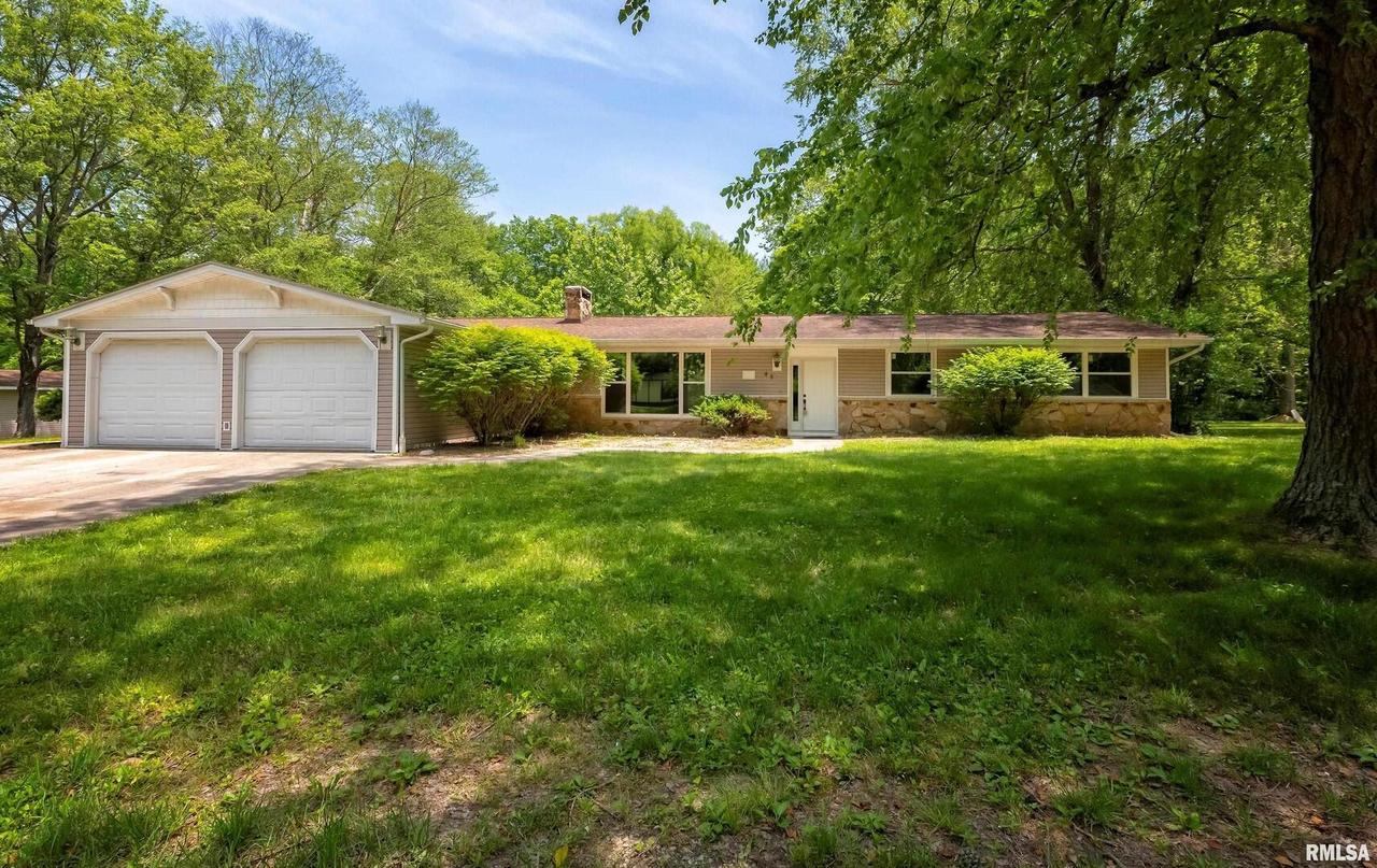 48 Twin Creeks Ln., Murphysboro, IL 62966