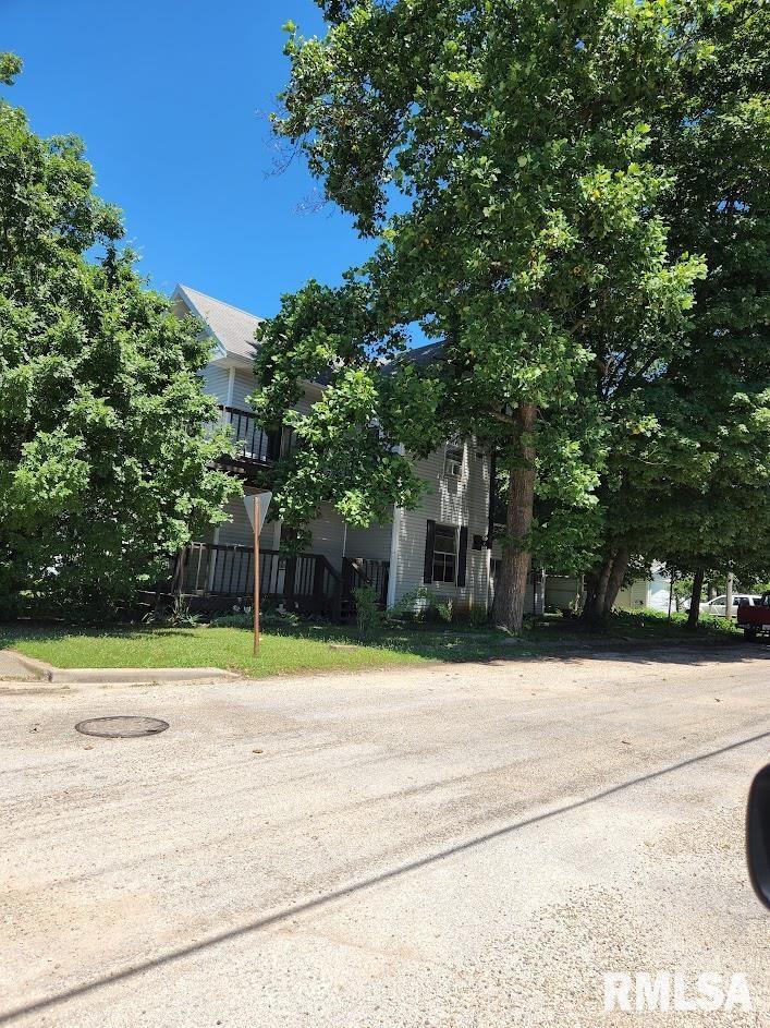 330 S Pruyn Ave., Salem, IL 62881