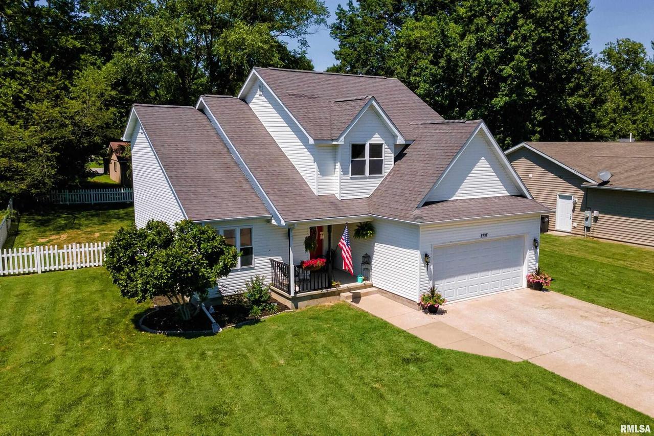 2108 W Meadow Ln., Carbondale, IL 62901