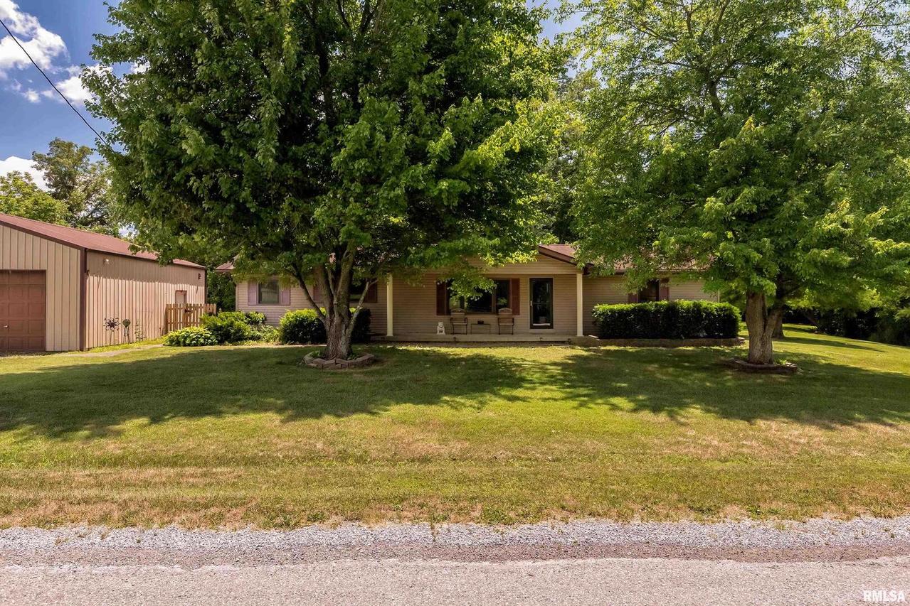 985 Allen Rd., Galatia, IL 62935