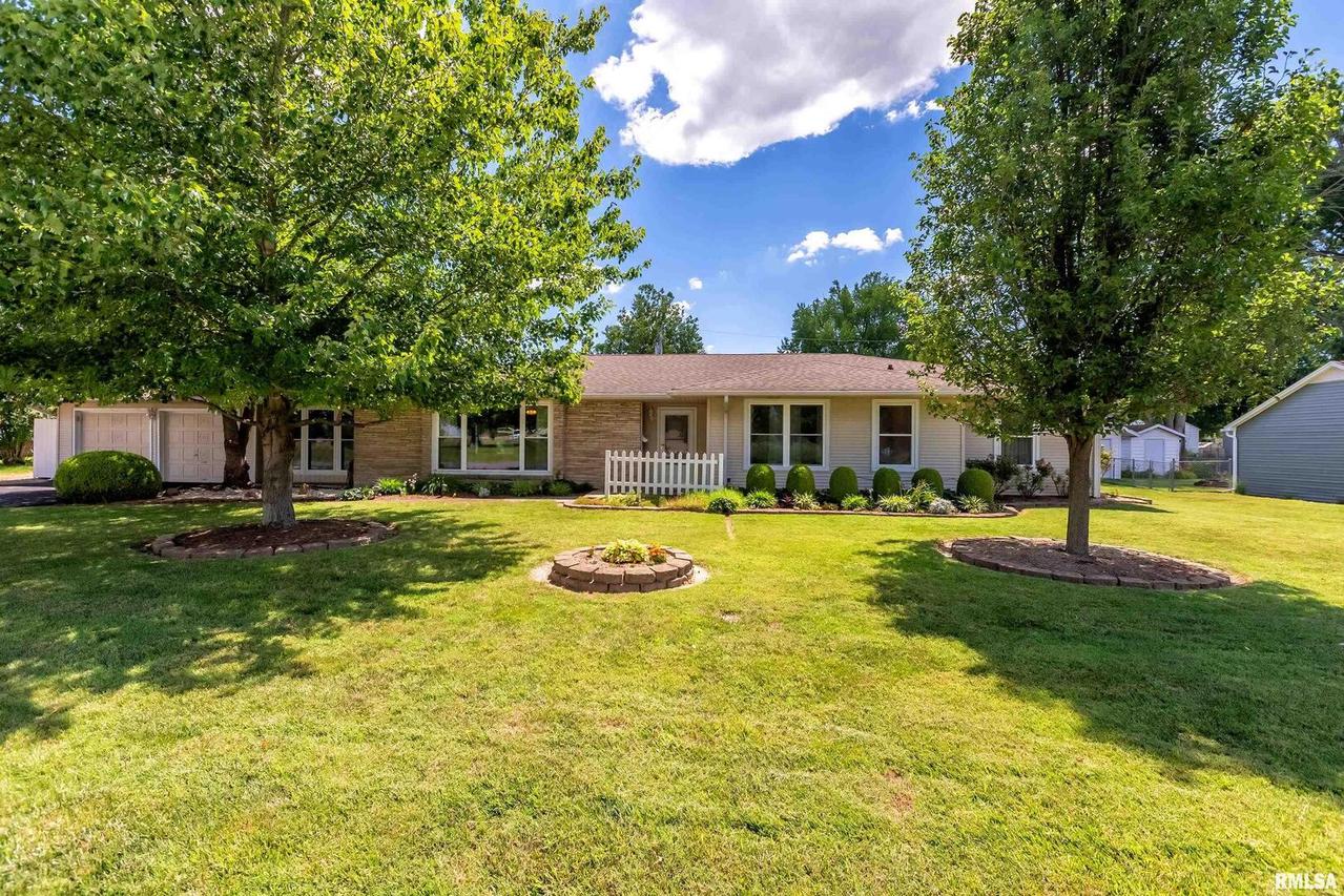 311 S 4th St., Marion, IL 62959