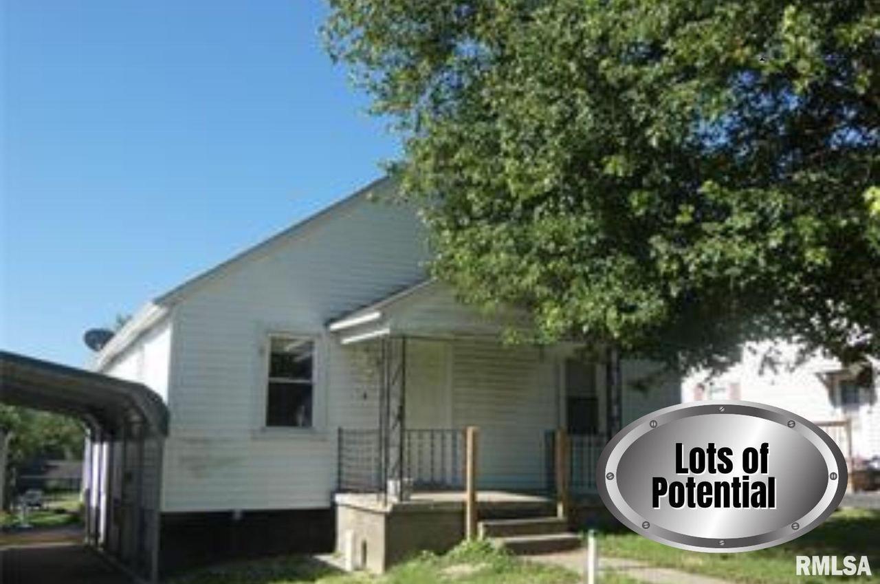 208 E 2nd St., Sparta, IL 62286