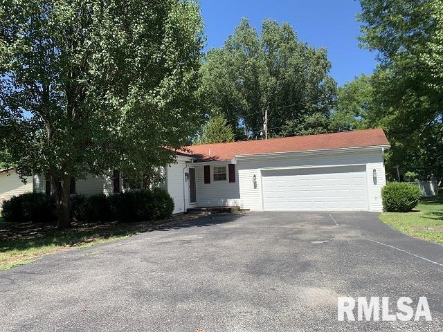 3000 N Weaver Rd., Herrin, IL 62948