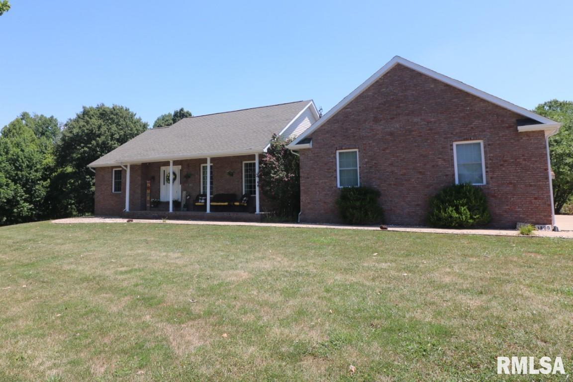 1800 S 27th St., Herrin, IL 62948