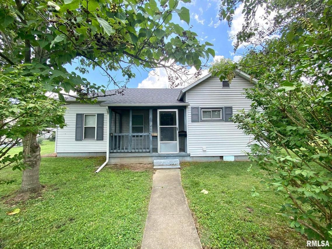 248 Oak St., Zeigler, IL 62999