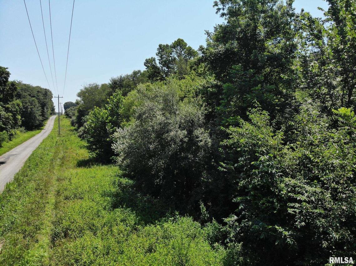 1500 block E Beal Rd., Mt Vernon, IL 62864