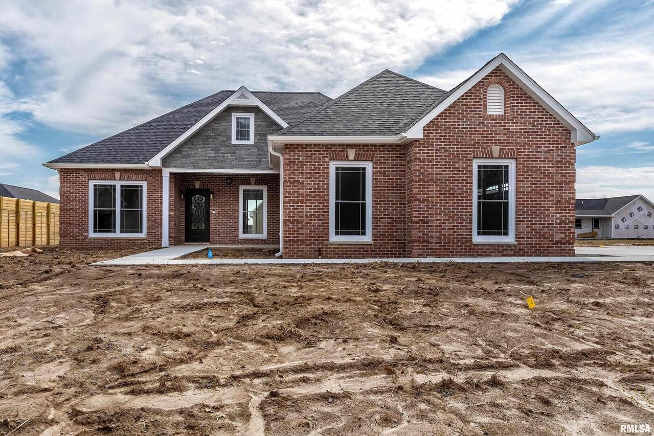 1113 Glory Ln., Marion, IL 62959