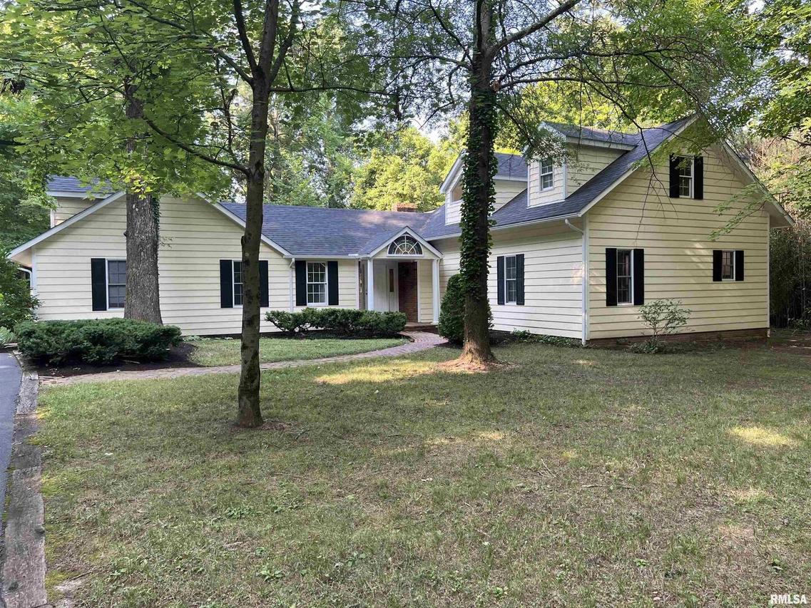 3975 Chautauqua Rd., Carbondale, IL 62901