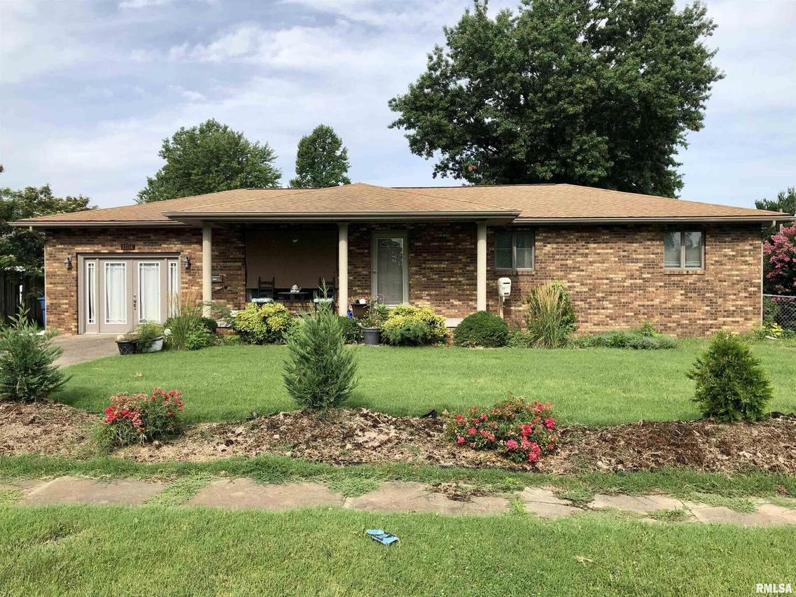 1104 N Logan St., Marion, IL 62959