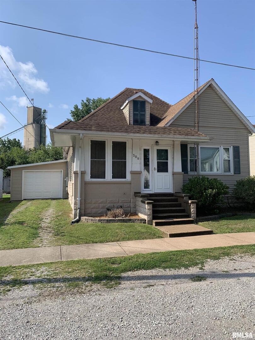 308 W Chester St., Pinckneyville, IL 62274
