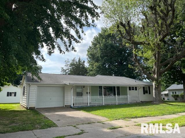 931 N 9th St., Murphysboro, IL 62966