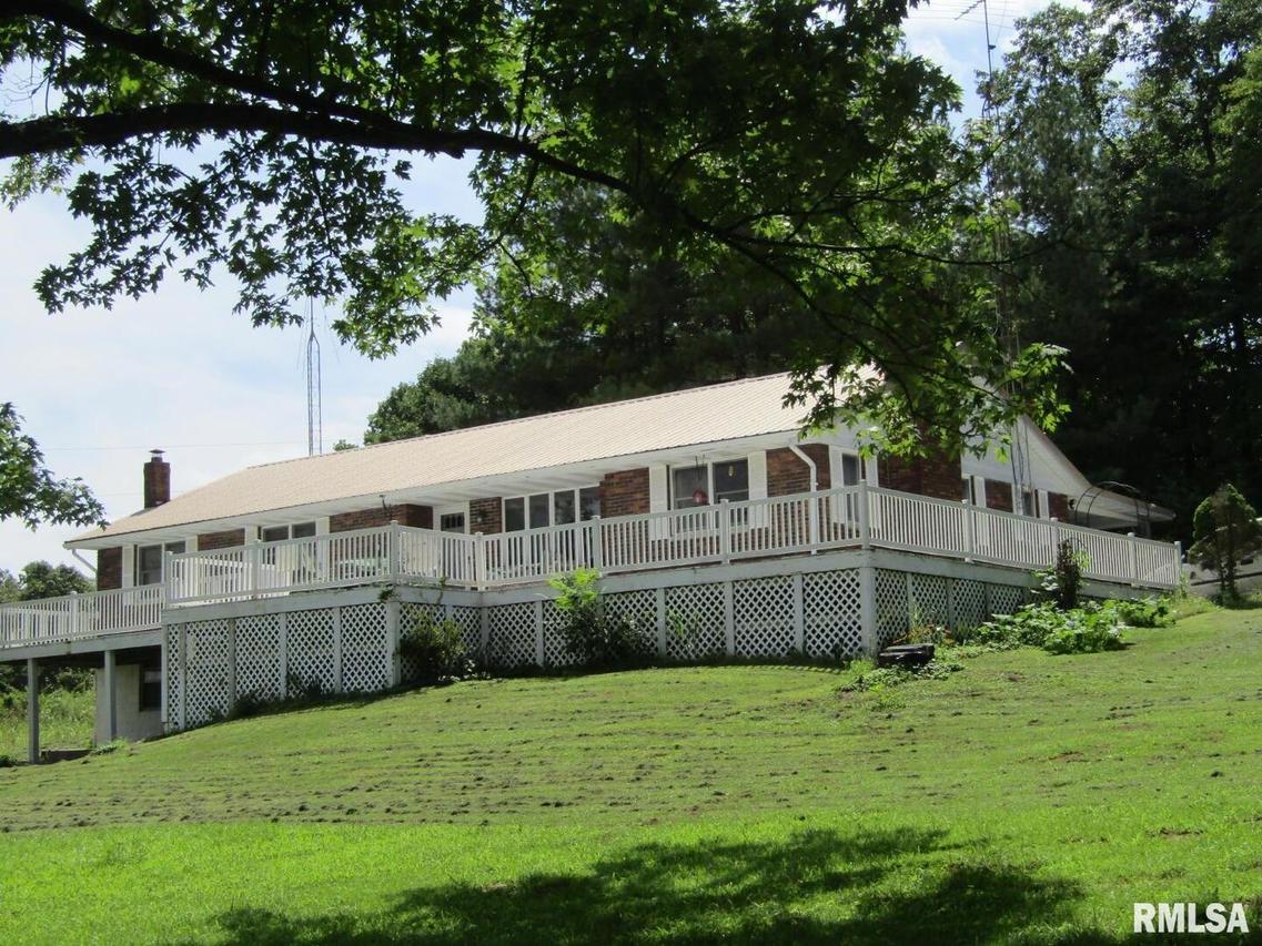 218 E State Route 146 E Hwy., Elizabethtown, IL 62931