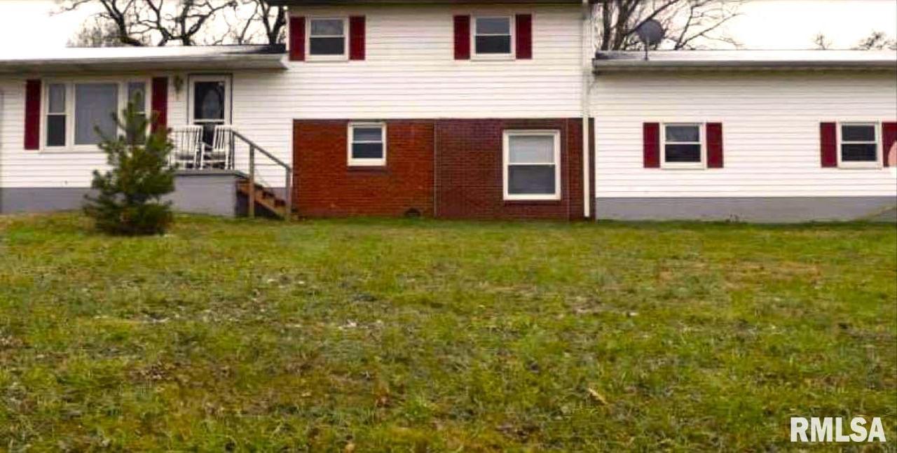 8004 S Rend City Rd., Sesser, IL 62884