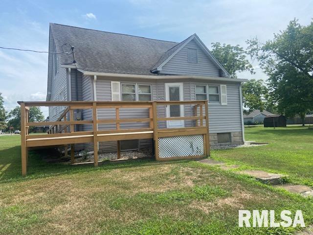 706 E Main St., Christopher, IL 62822