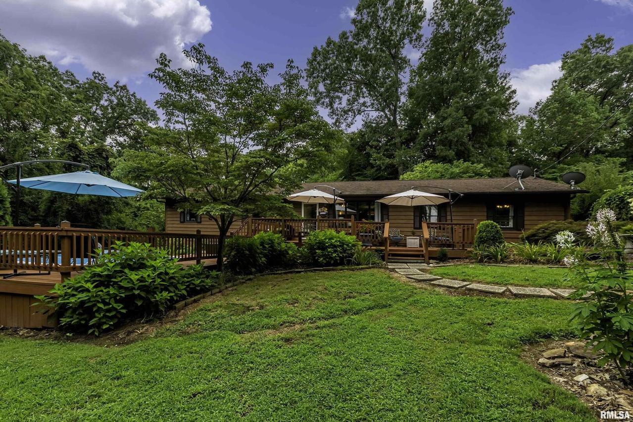 1240 Bridwell Ln., Cobden, IL 62920