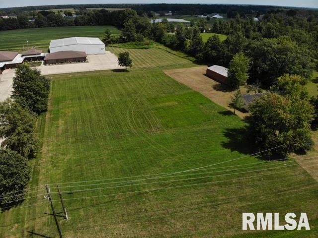 000 N Broadway Ave., Salem, IL 62881