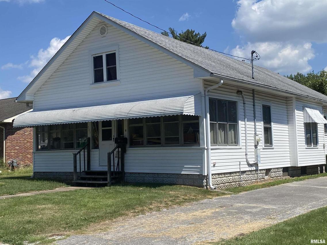 505 S Vicksburg St., Marion, IL 62959