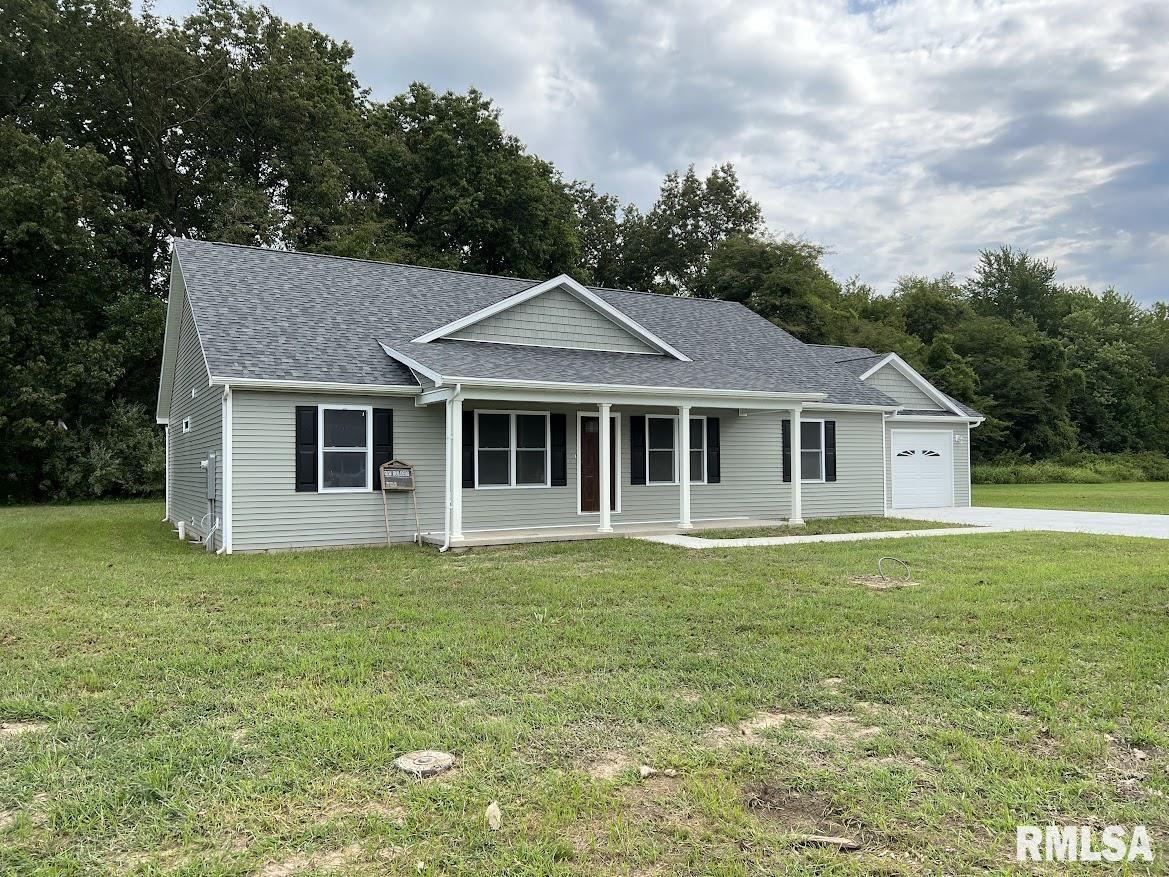 301 Eric Dr., Herrin, IL 62948