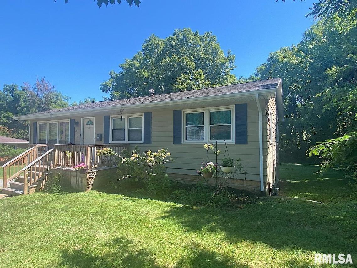 401 Eason Dr., Carbondale, IL 62901