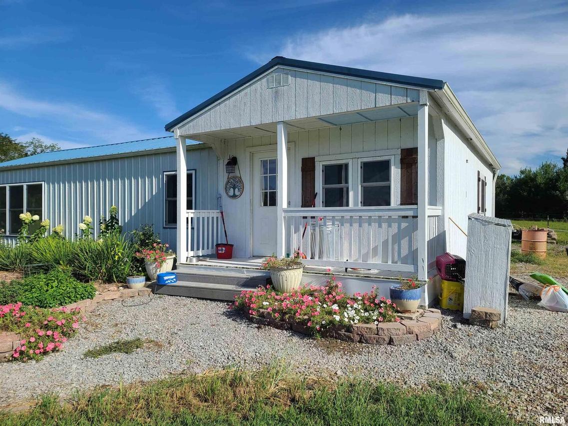 784 Eddyville Blacktop, Eddyville, IL 62928