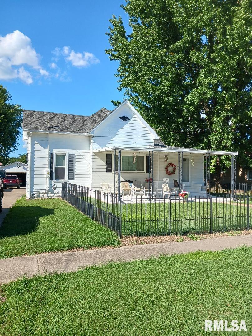 308 W Callie St., Sesser, IL 62884