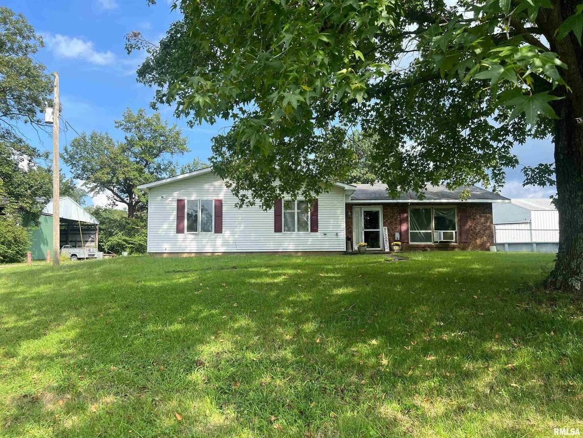 11816 Jordan Creek Rd., Benton, IL 62812