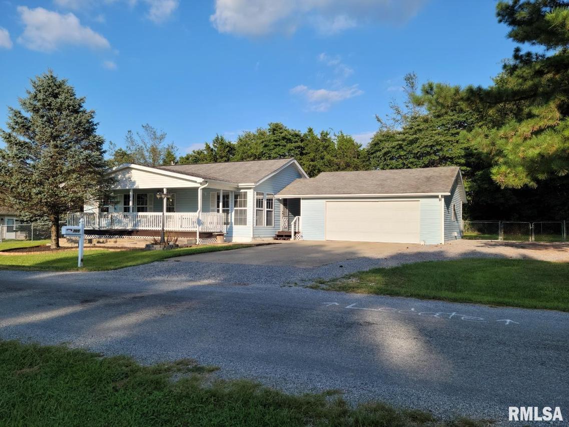 705 Mulberry Dr., Goreville, IL 62939