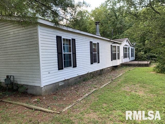 907 S 17th St., Murphysboro, IL 62966