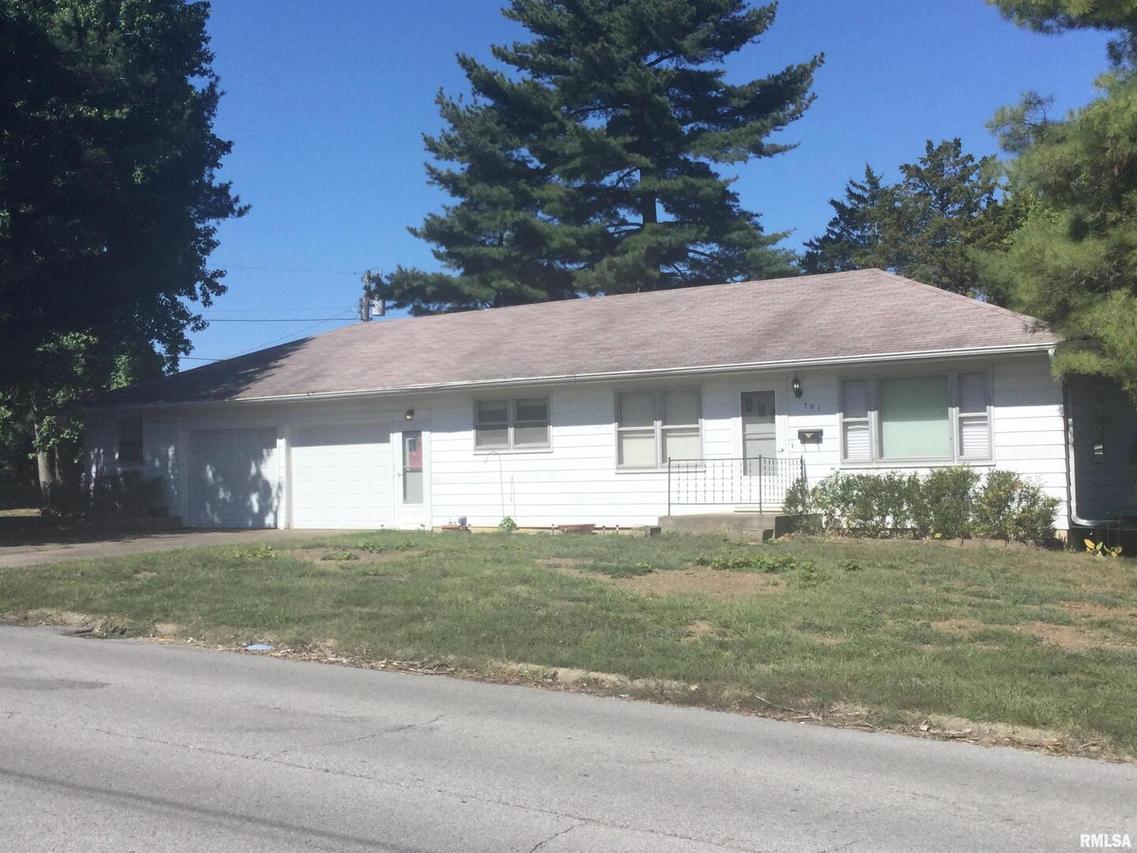 701 W Spring St., Anna, IL 62906