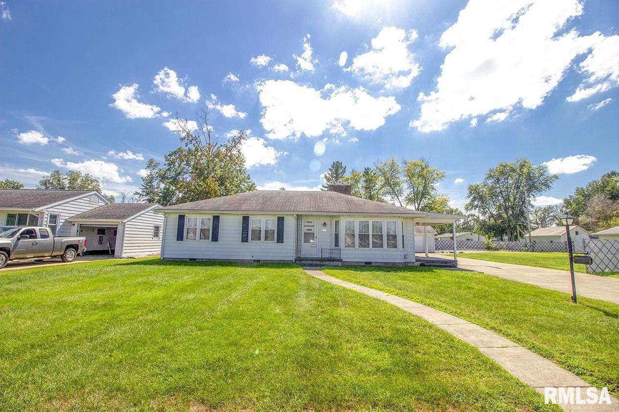 1439 E 3rd St., Centralia, IL 62801