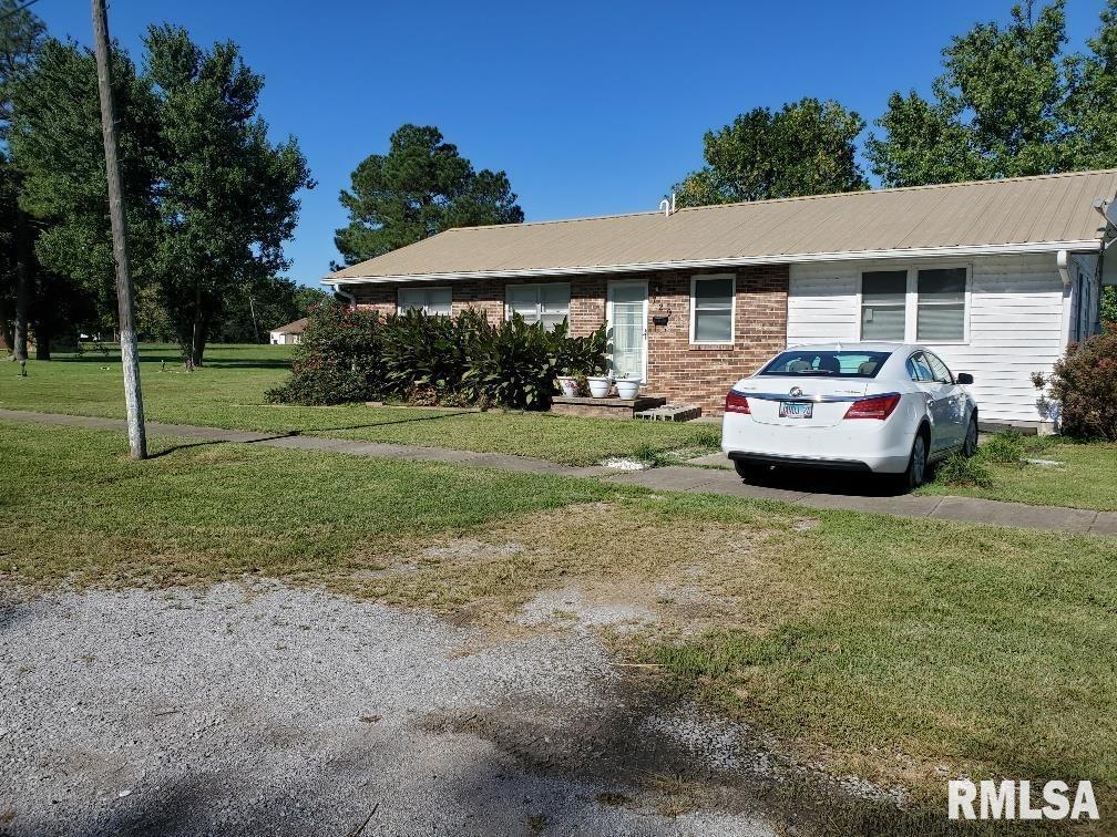 729 N Main St., Mound City, IL 62963